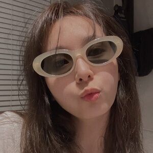 Gentle monster Le IC1 cat-eye sunglasses